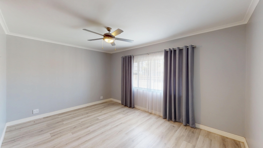 2 Bedroom Property for Sale in Strand North Western Cape